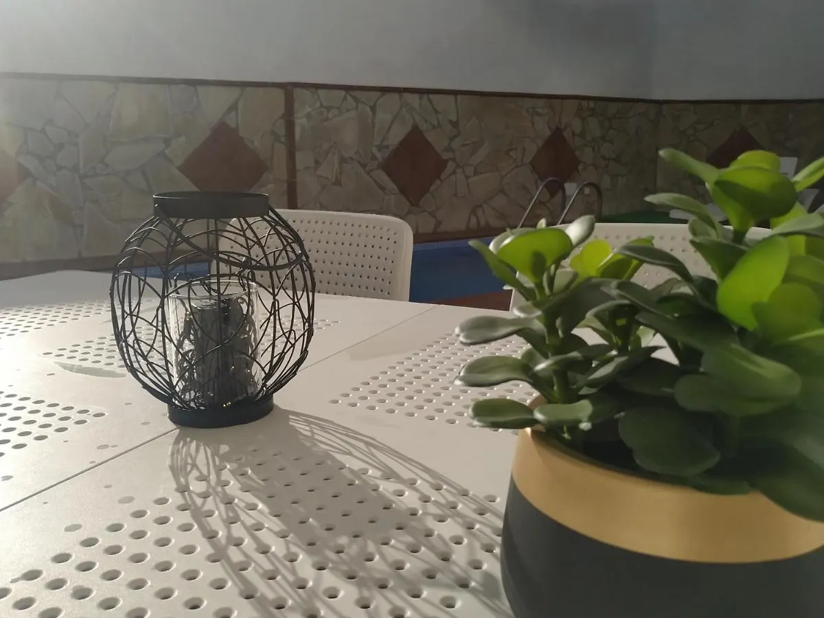 Apartamento C/Piscina Centro نيرخا